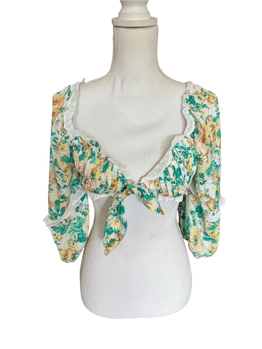 Nichole Lynel Cream Green Floral Tie Front Crop Top Puff Sleeve Size S